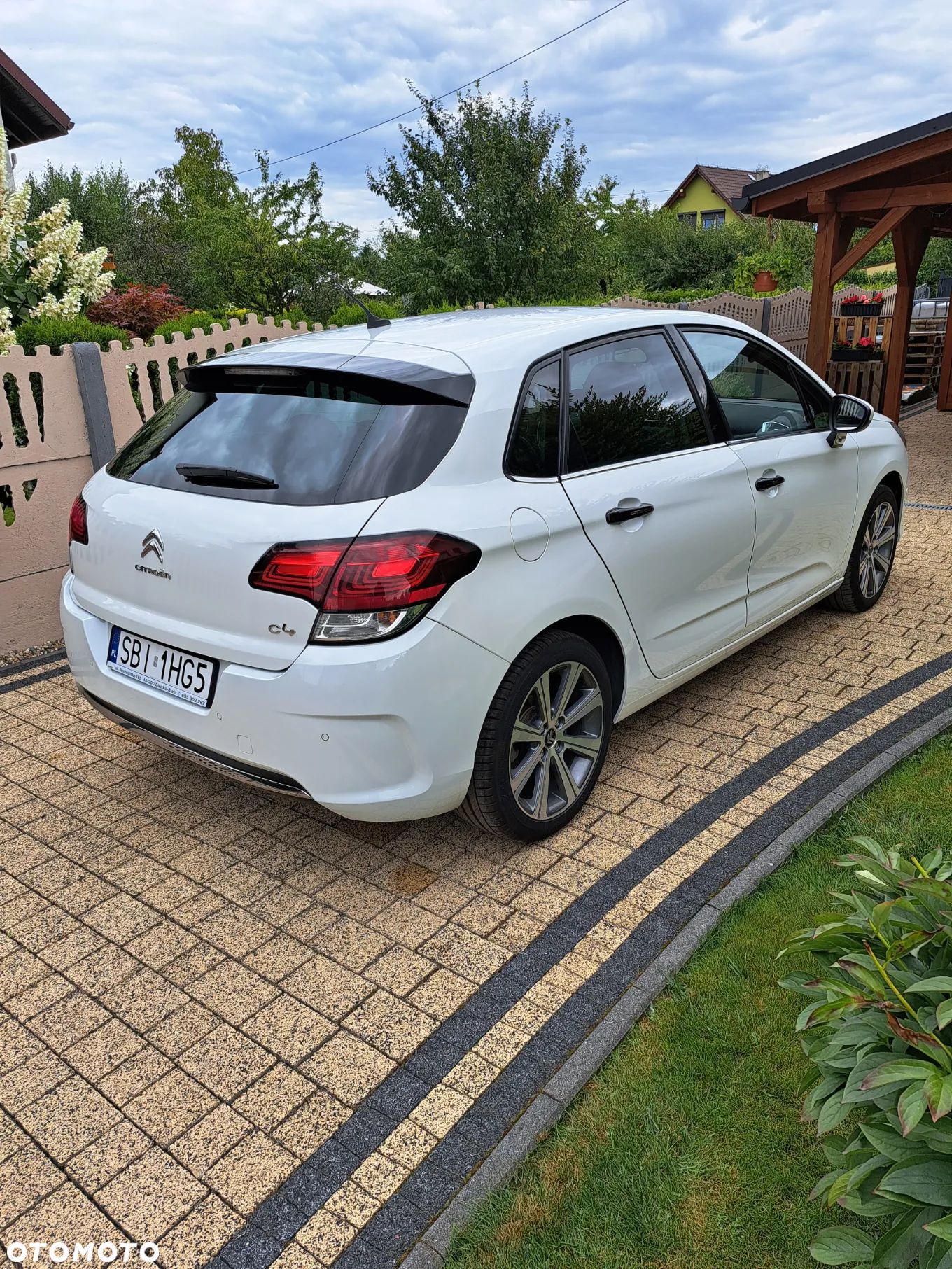 Citroën C4 1.2 PureTech Shine S&S - 1