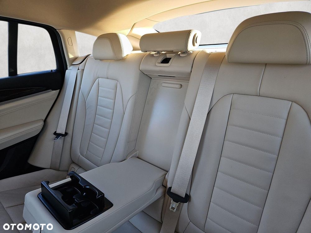 BMW X4 - 24