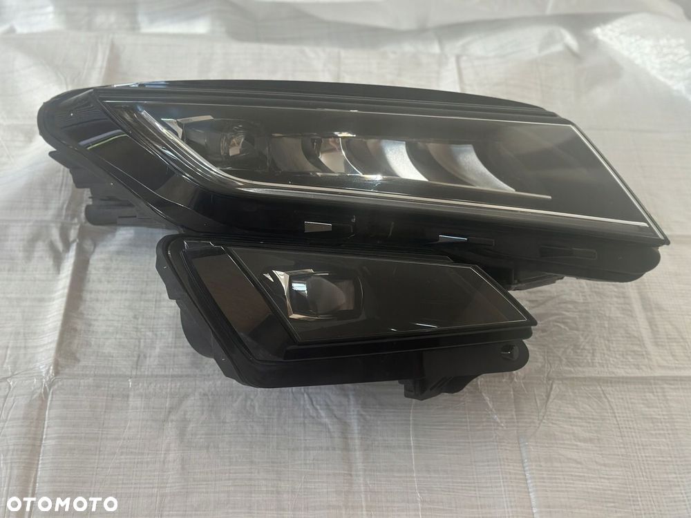 LAMPA PRAWA PRZÓD SKODA KODIAQ FULL LED 566941016F - 1