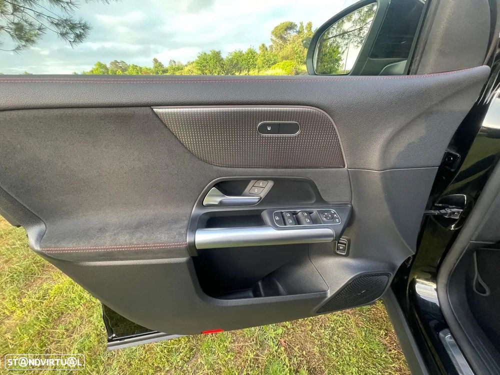 Mercedes-Benz EQA 250+ AMG Line - 12