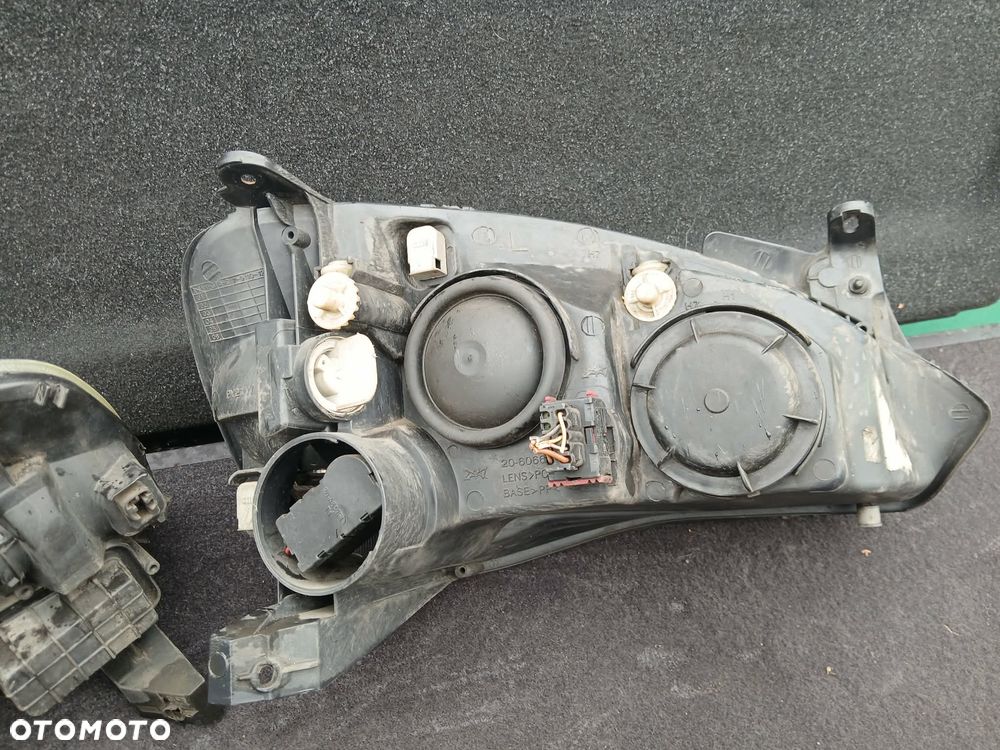 Opel Corsa C lampa przednia lewa, prawa - 4