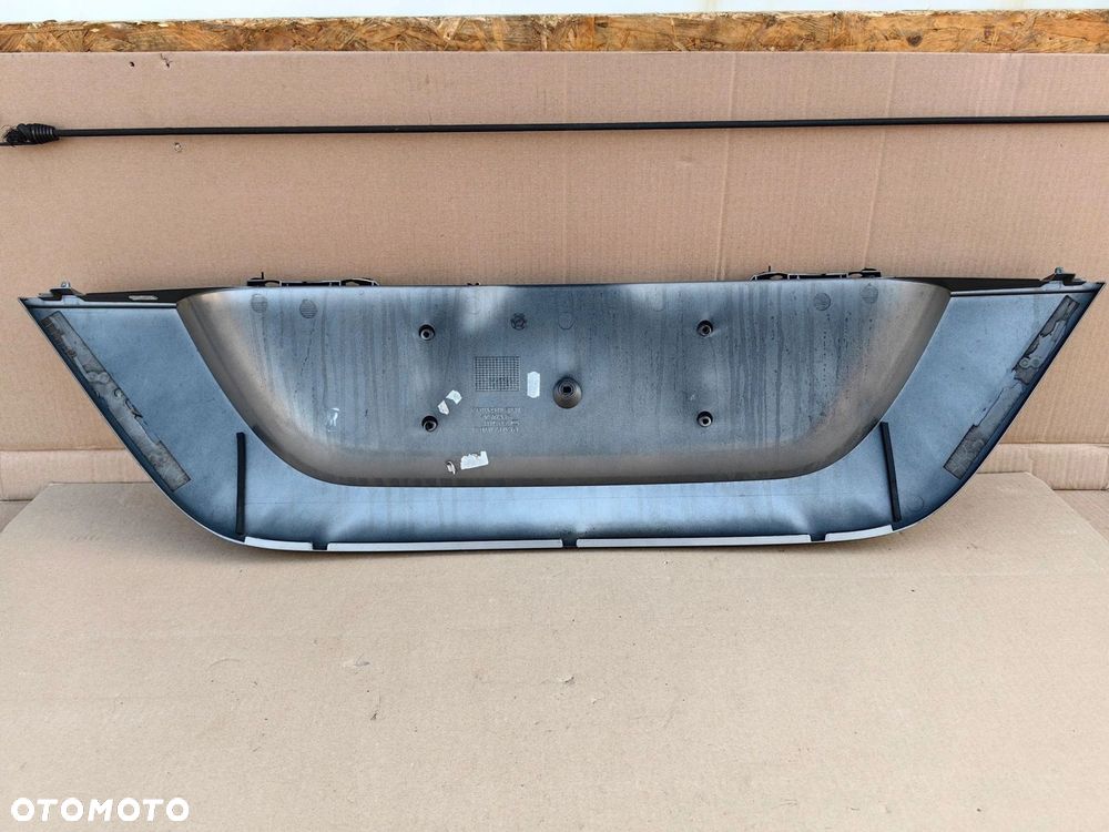 Blenda osłona klapy bagażnika Mercedes w209 CLK 2097500081 - 4