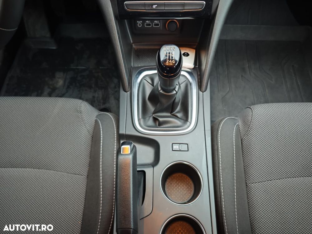 Renault Megane BLUE dCi 115 INTENS - 17