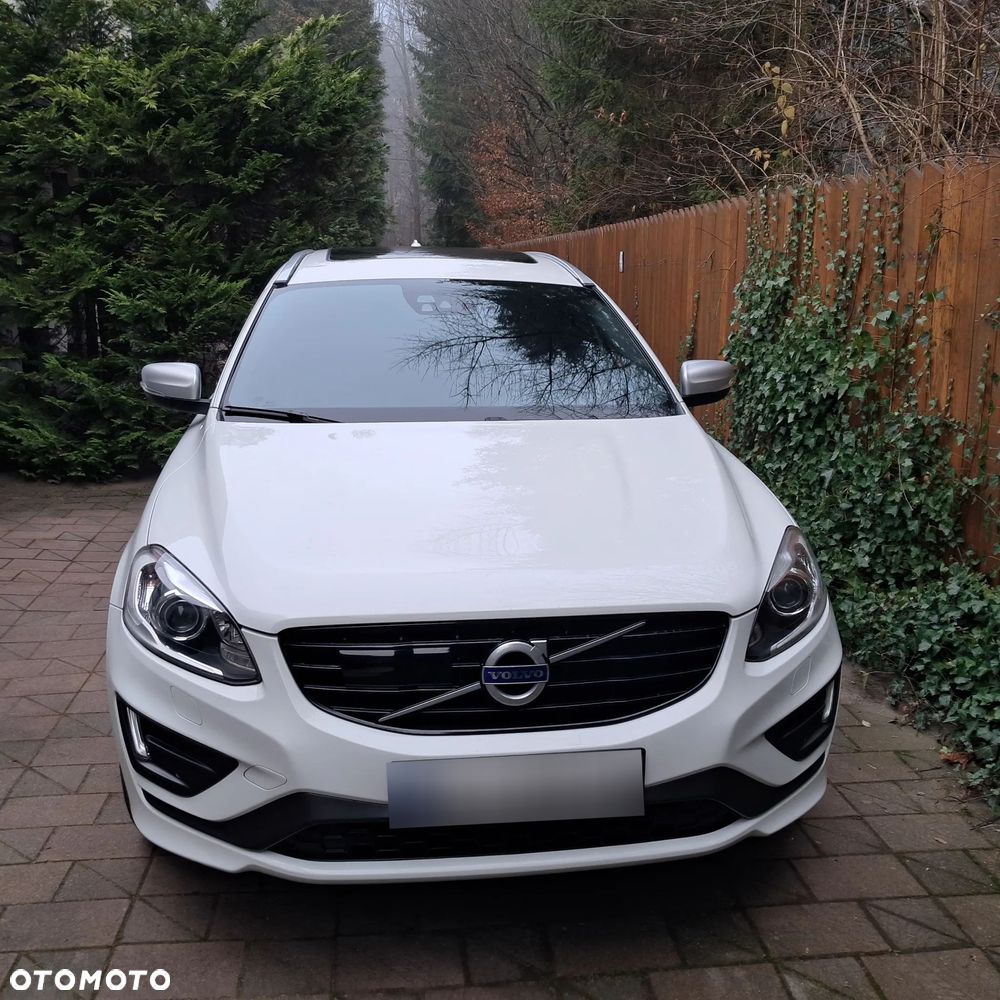Volvo XC 60 D4 R-Design - 4