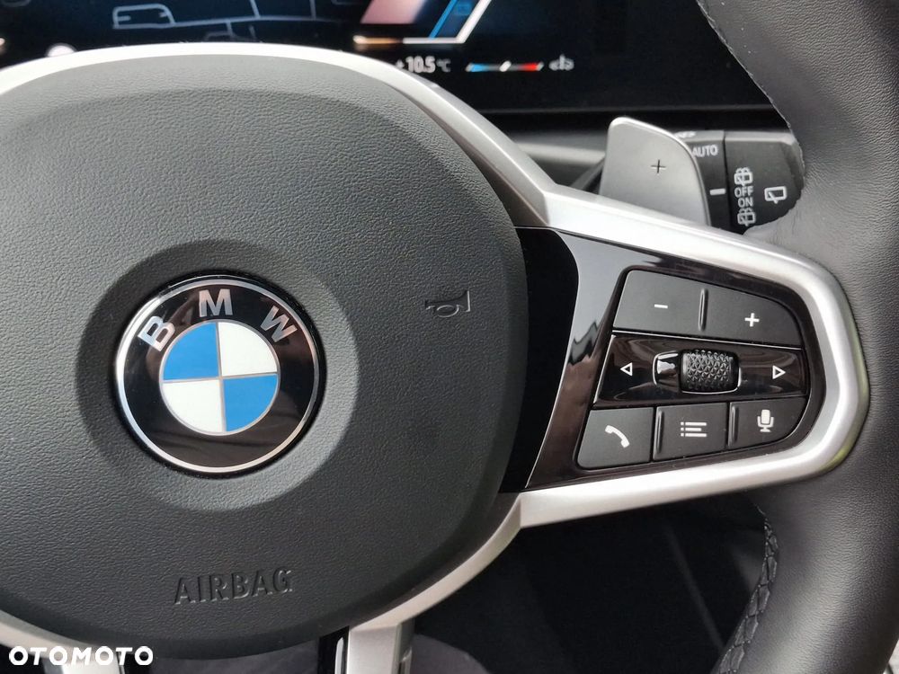 BMW Seria 3 320i M Sport sport - 32