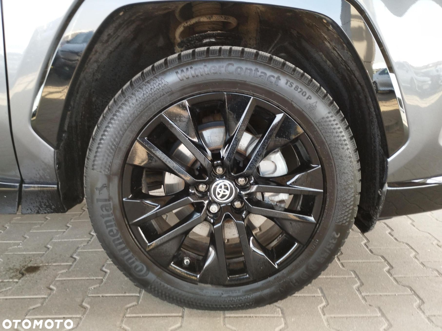Toyota RAV4 - 10