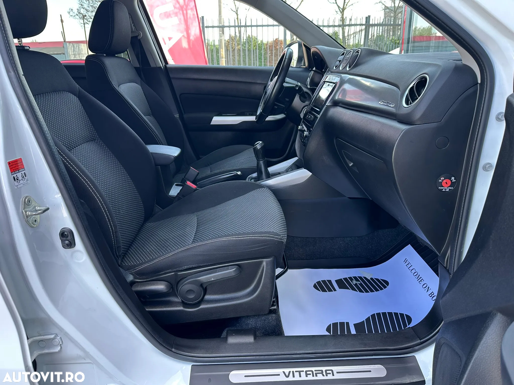 Suzuki Vitara 1.0 Boosterjet Allgrip Comfort - 14