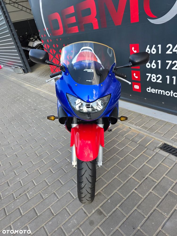 Honda CBR - 30