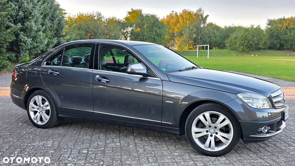 Mercedes-Benz Klasa C 200 CDI DPF Automatik Avantgarde - 15