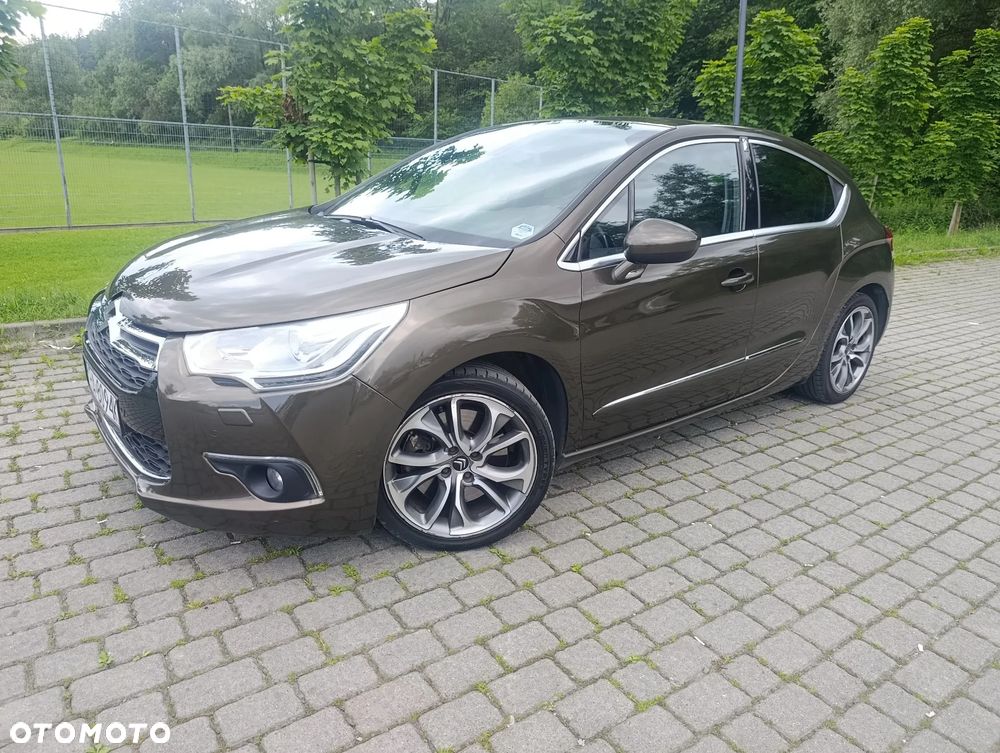 Citroën DS4 1.6 THP Pure Pearl - 2