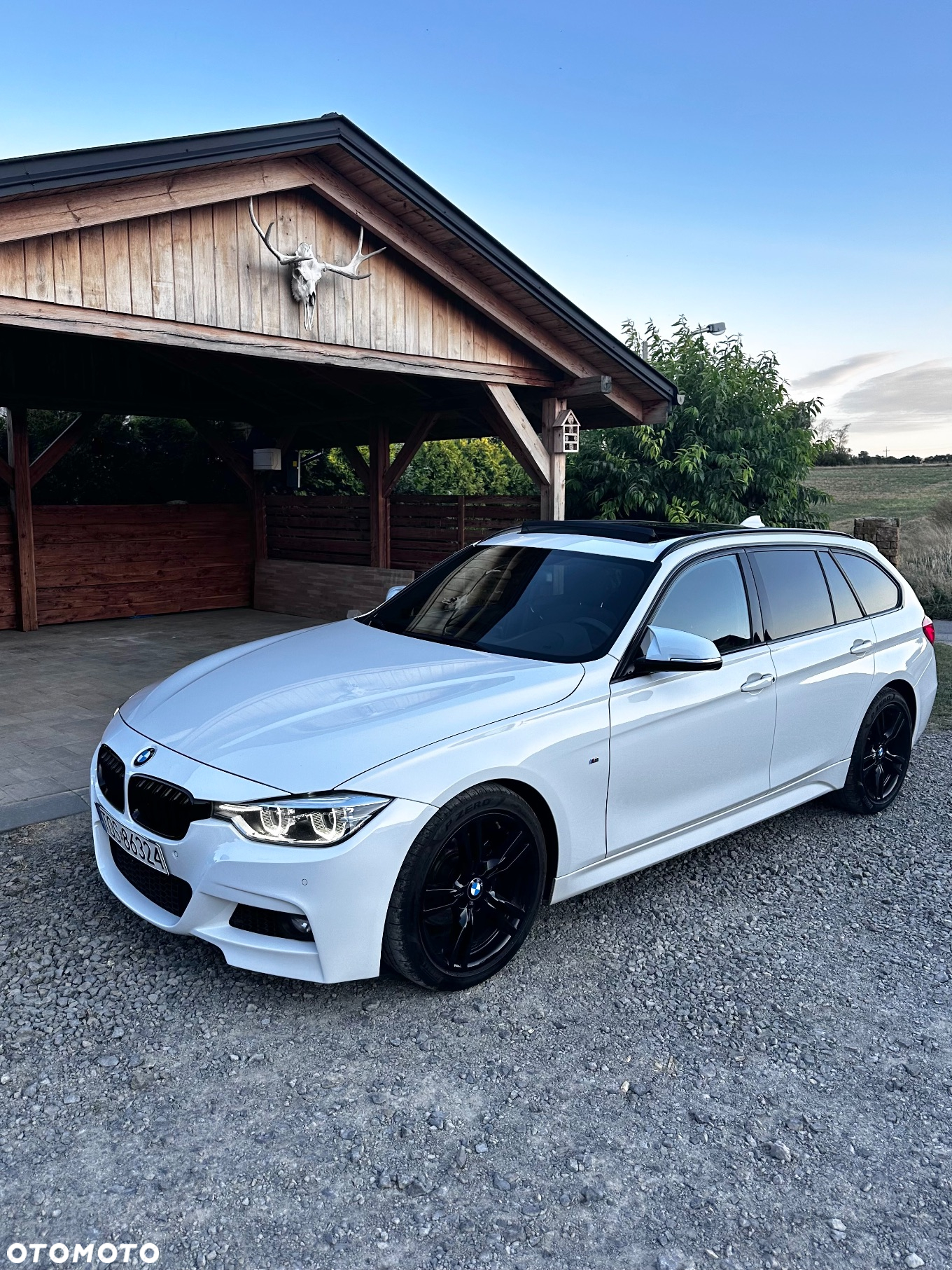 BMW Seria 3 318d Touring Edition M Sport Shadow - 15