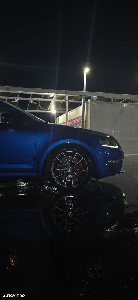 Skoda Octavia 2.0 TDI RS DSG - 17