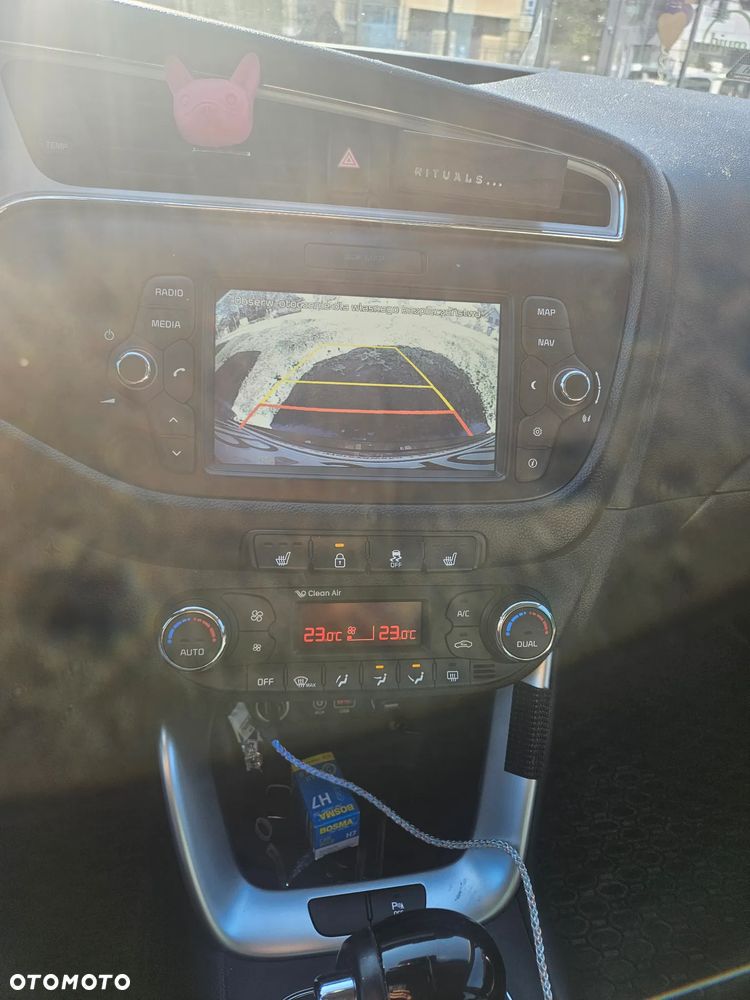 Kia Ceed - 9