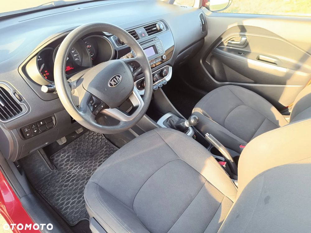 Kia Rio 1.2 Business Line - 6
