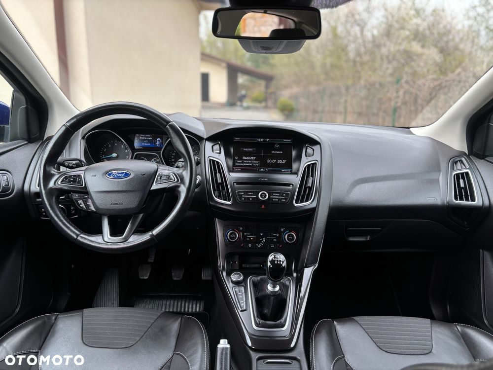 Ford Focus 1.5 EcoBoost STart-Stopp-System ST-LINE - 12