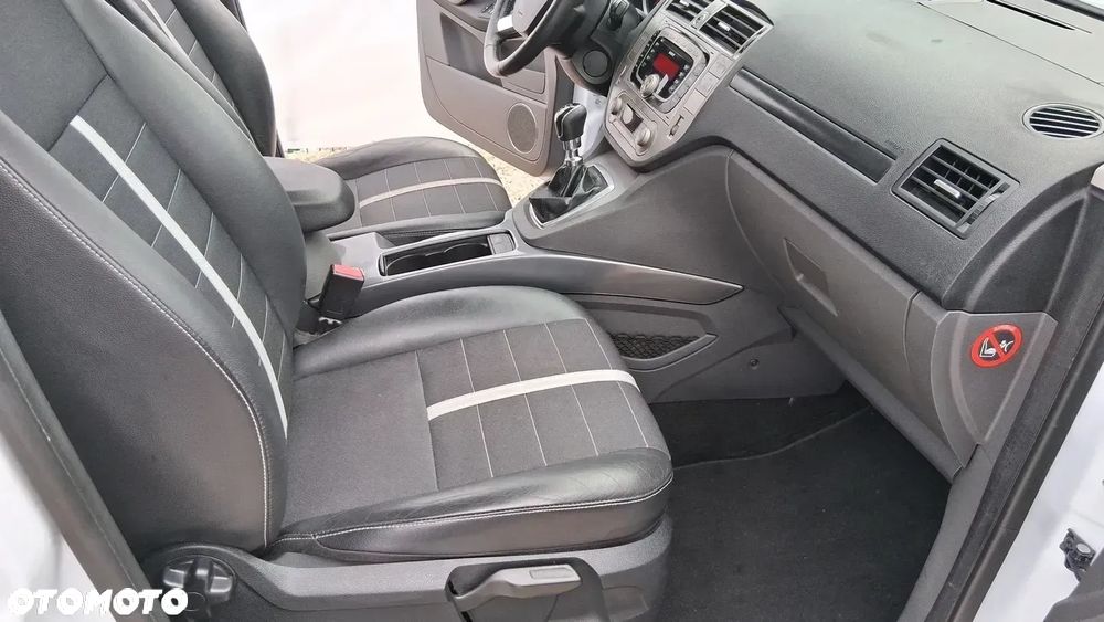 Ford Kuga 2.0 TDCi 4WD Titanium - 14