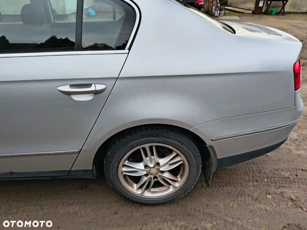 Volkswagen Passat - 9