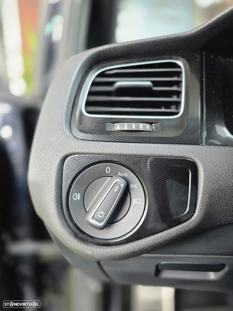 VW Golf 2.0 TDI GTD DSG - 26