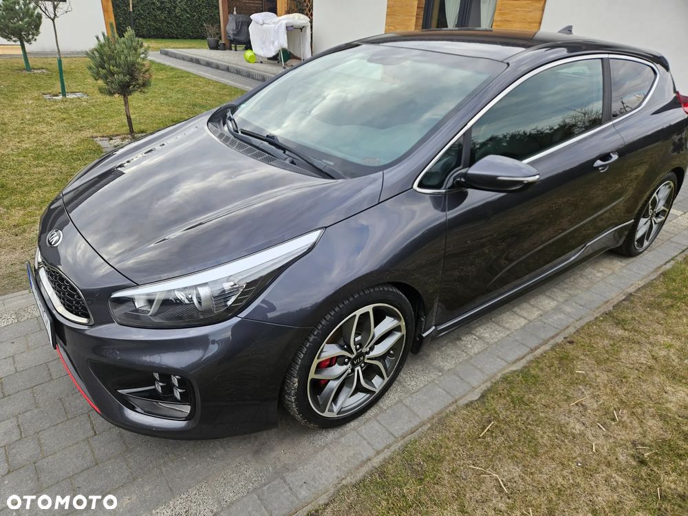 Kia ProCeed - 4