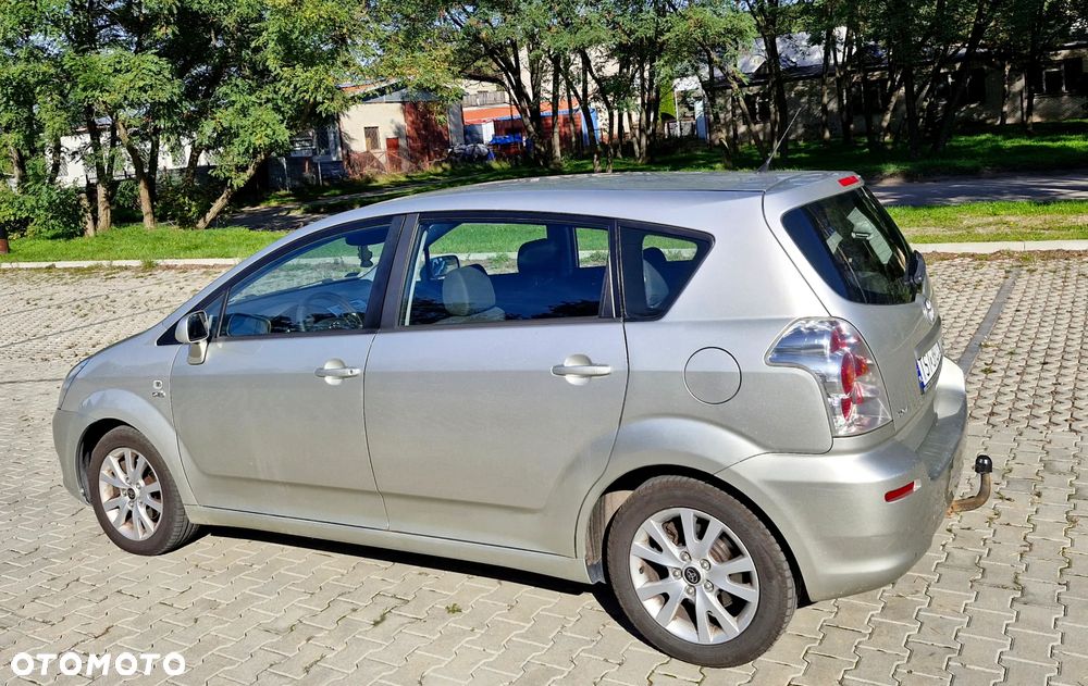Toyota Corolla Verso 2.0 D-4D Prestige 7os - 3
