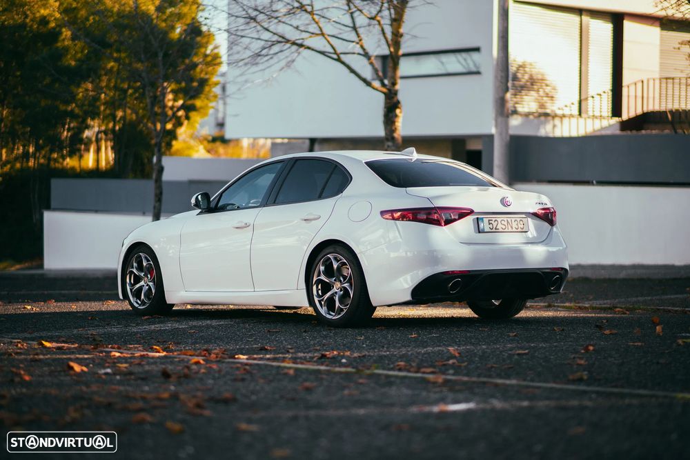 Alfa Romeo Giulia 2.2 D AT8 - 2