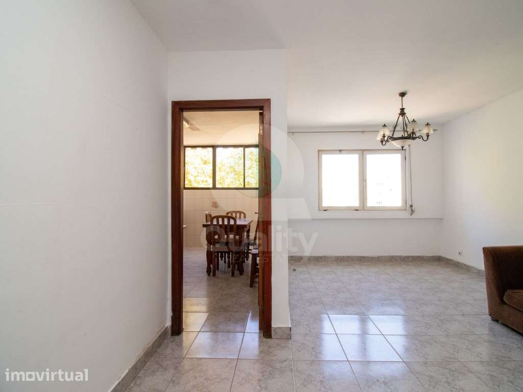 Excelente Apartamento T2 na Cidade Sol - Grande imagem: 2/26