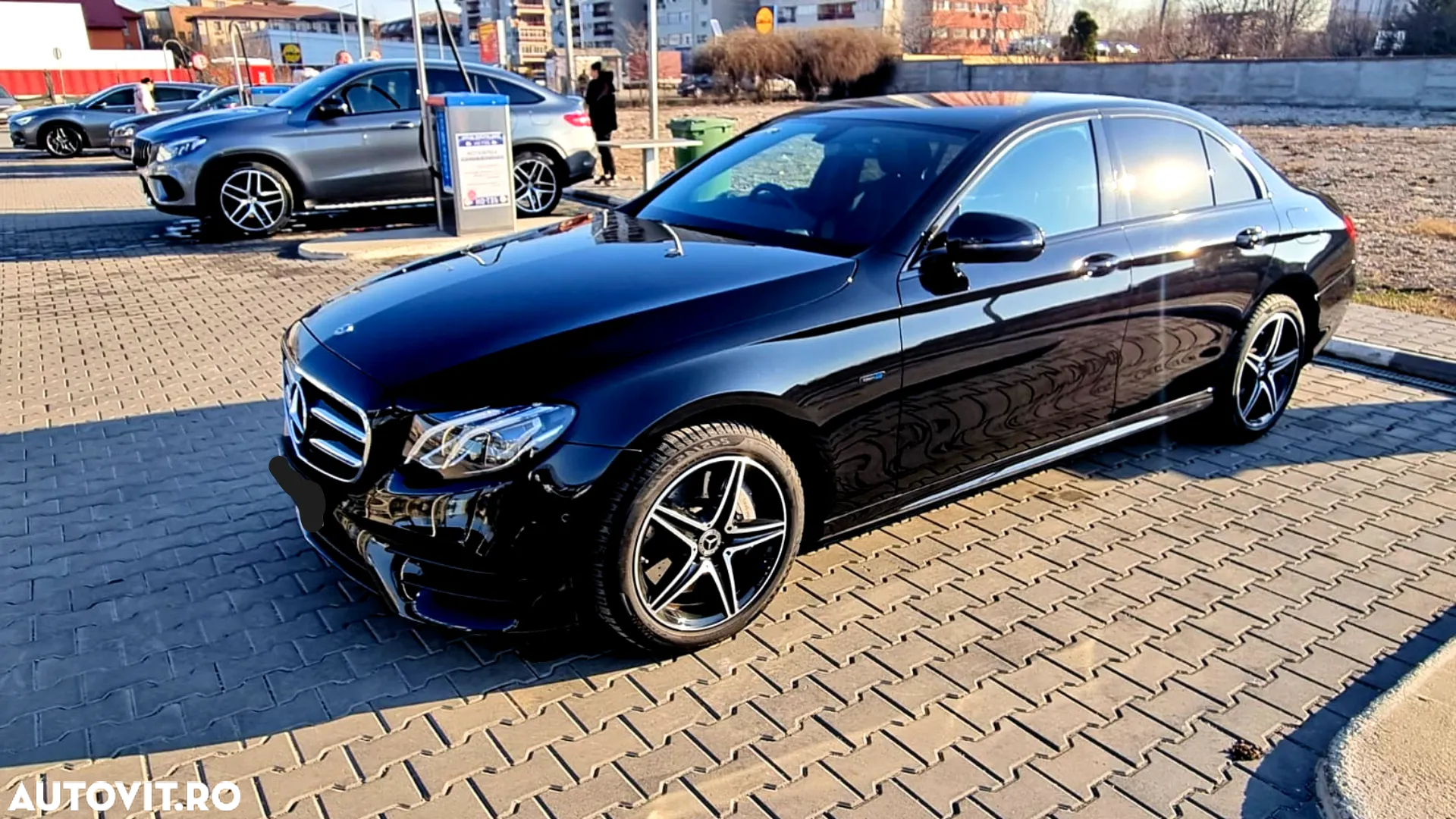 Mercedes-Benz E - 5