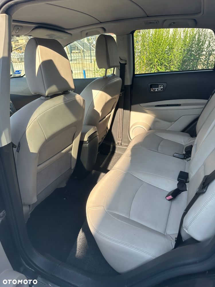 Nissan Qashqai 2.0 dCi 4x4 Tekna - 9