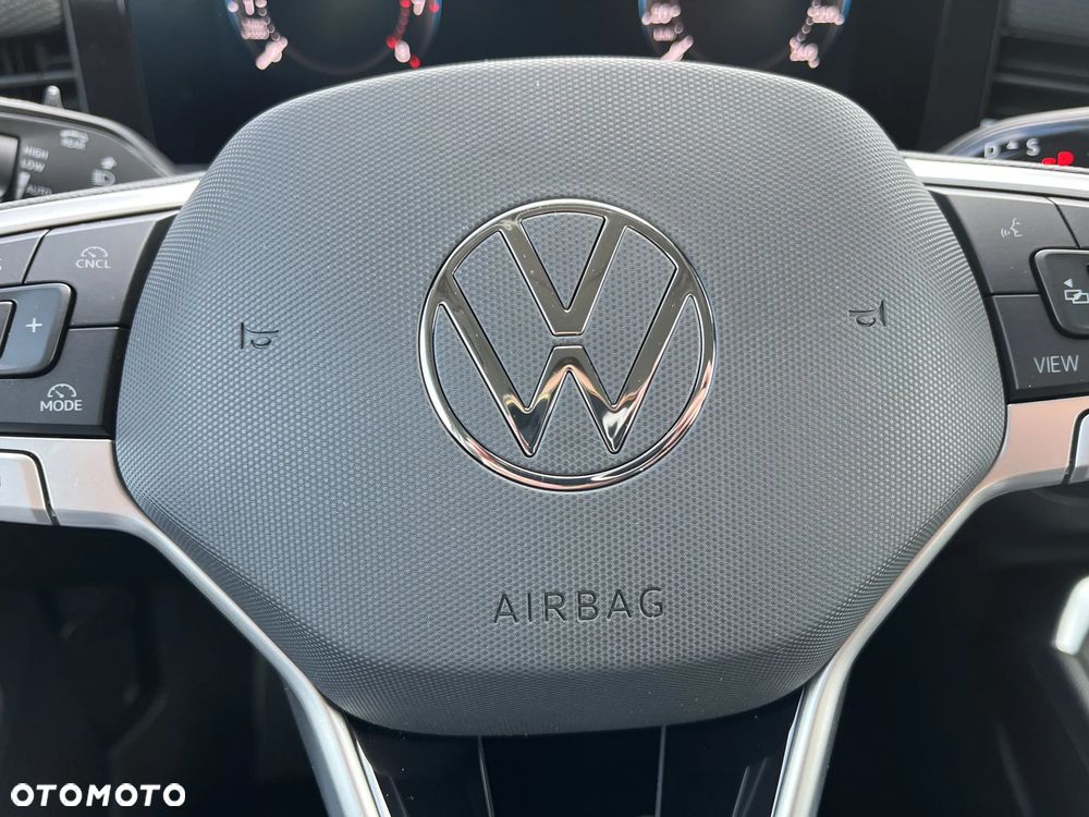 Volkswagen T-Roc 1.5 eTSI Life DSG - 14