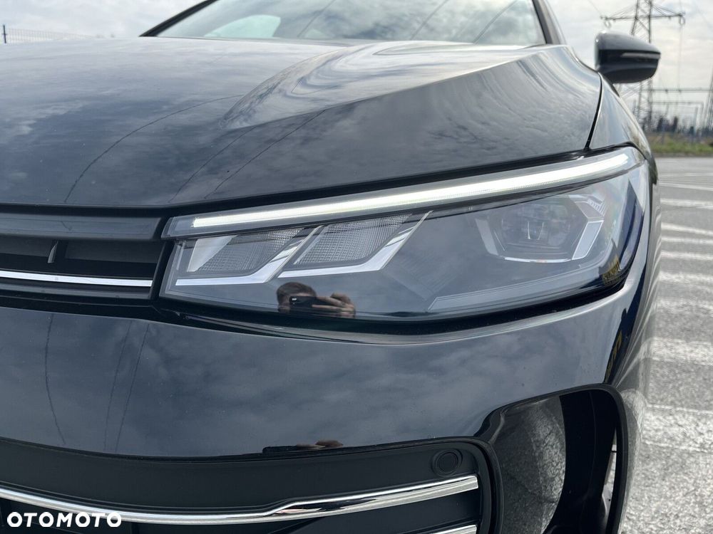 Volkswagen Passat - 24