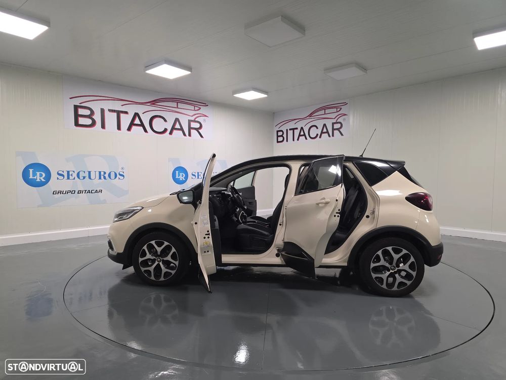Renault Captur 1.5 dCi Exclusive EDC - 26