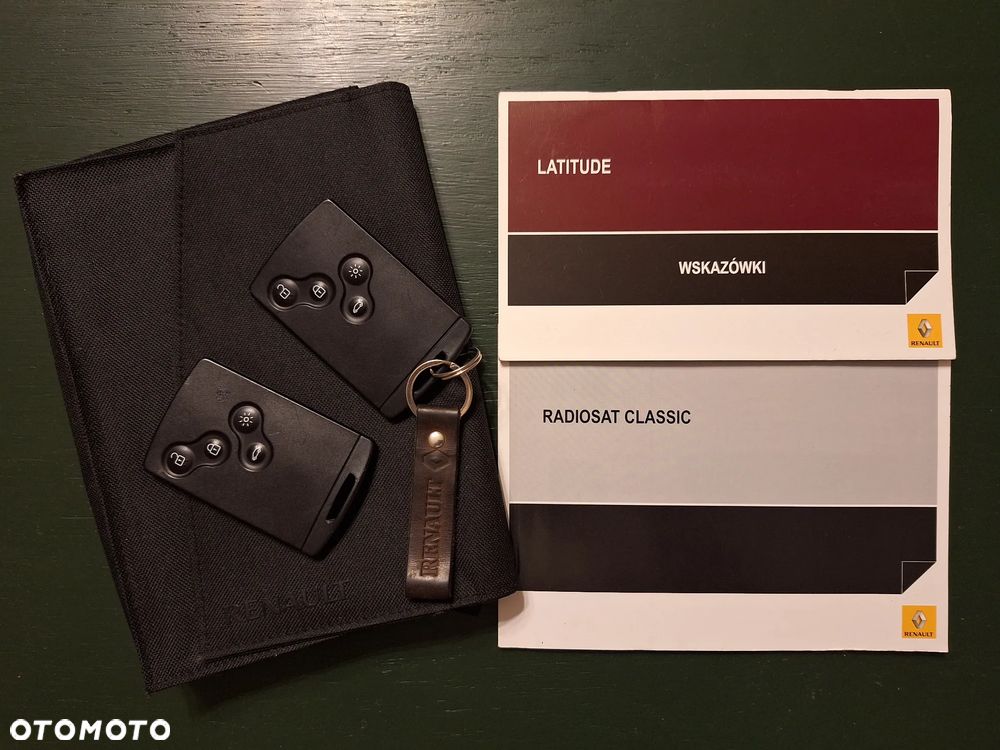 Renault Latitude 2.0 Privilege Etanol - 33