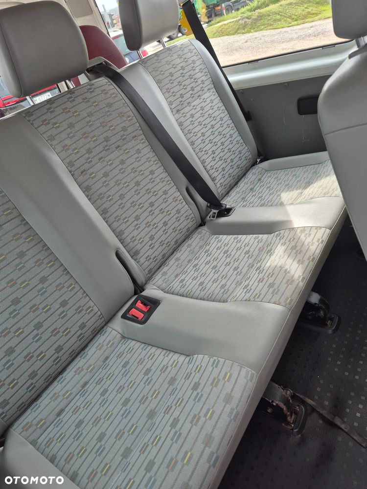 Volkswagen Transporter L2H1 Mixt - 14