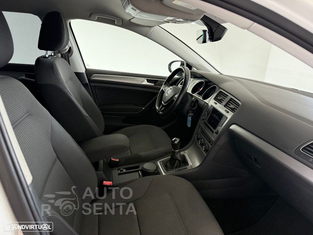 VW Golf Variant 1.6 TDi BlueMotion Confortline - 17