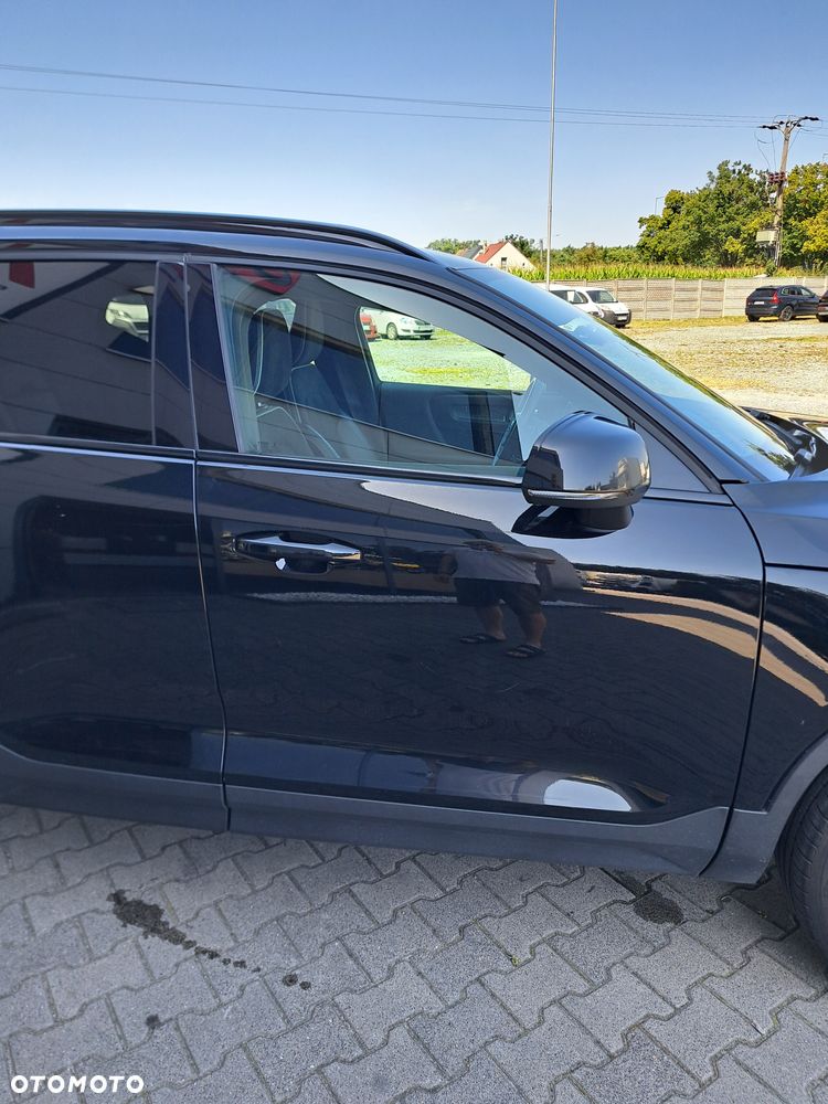 Volvo XC 40 T5 AWD Geartronic R-Design - 4