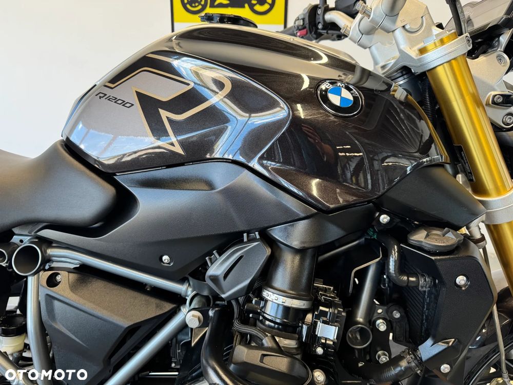 BMW R - 12