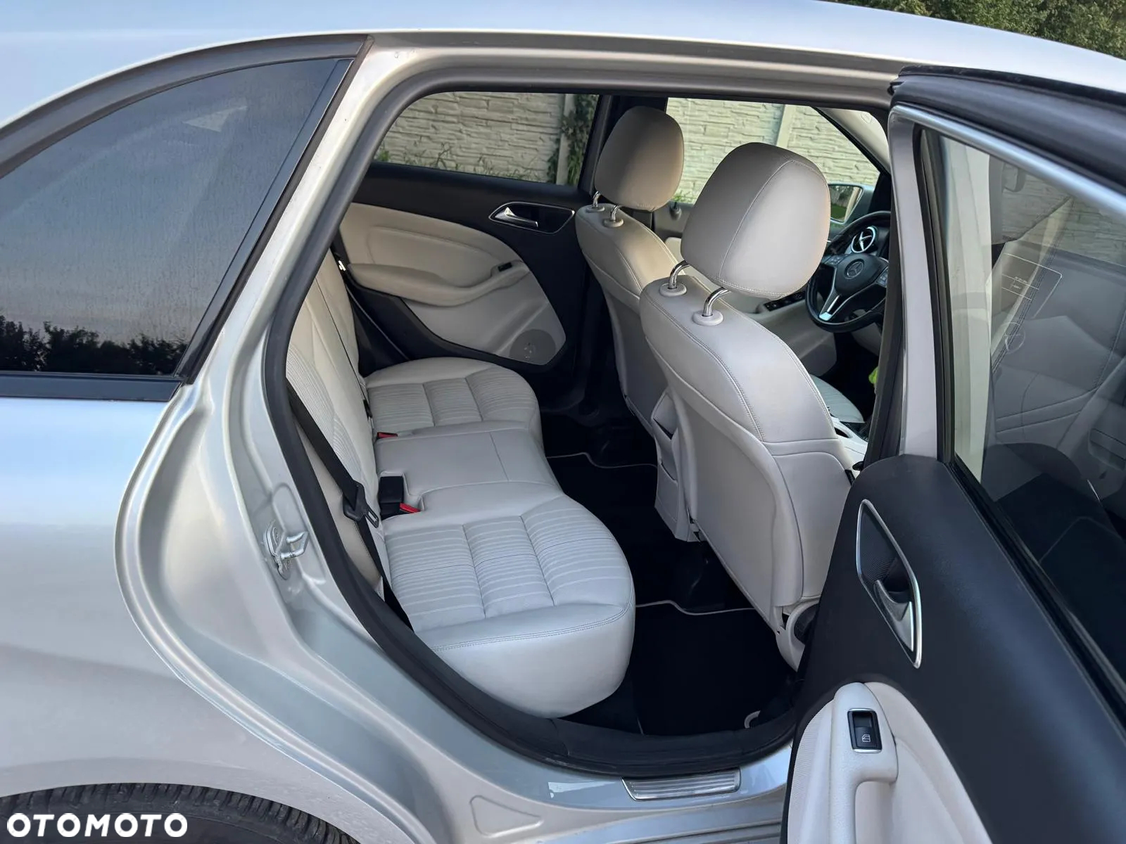 Mercedes-Benz Klasa B 200 - 11