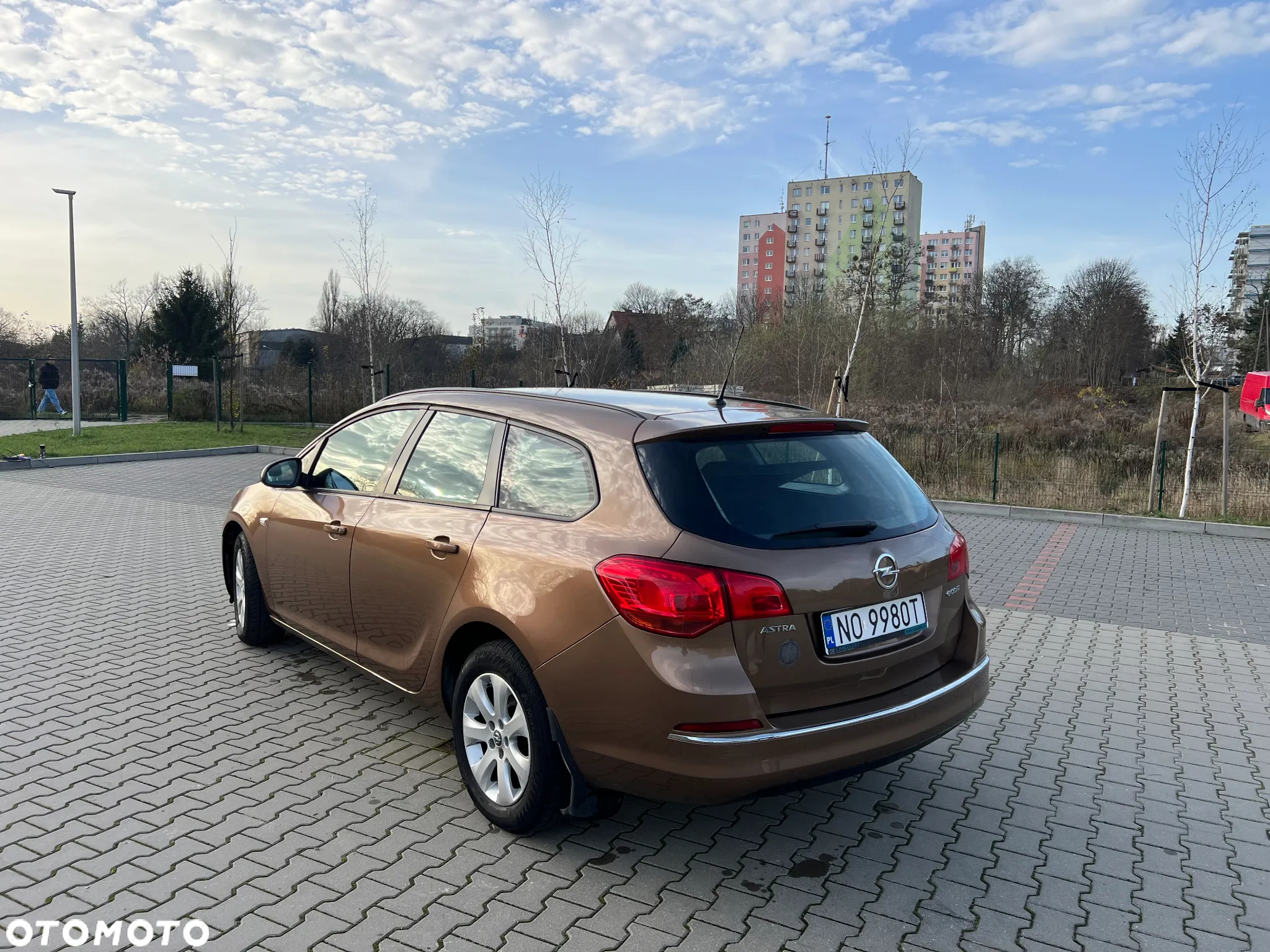 Opel Astra IV 1.4 T Enjoy - 10