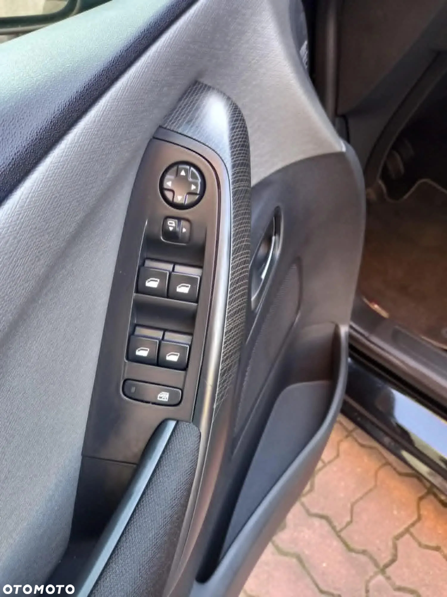 Citroën C4 Grand Picasso 2.0 BlueHDi Exclusive - 4