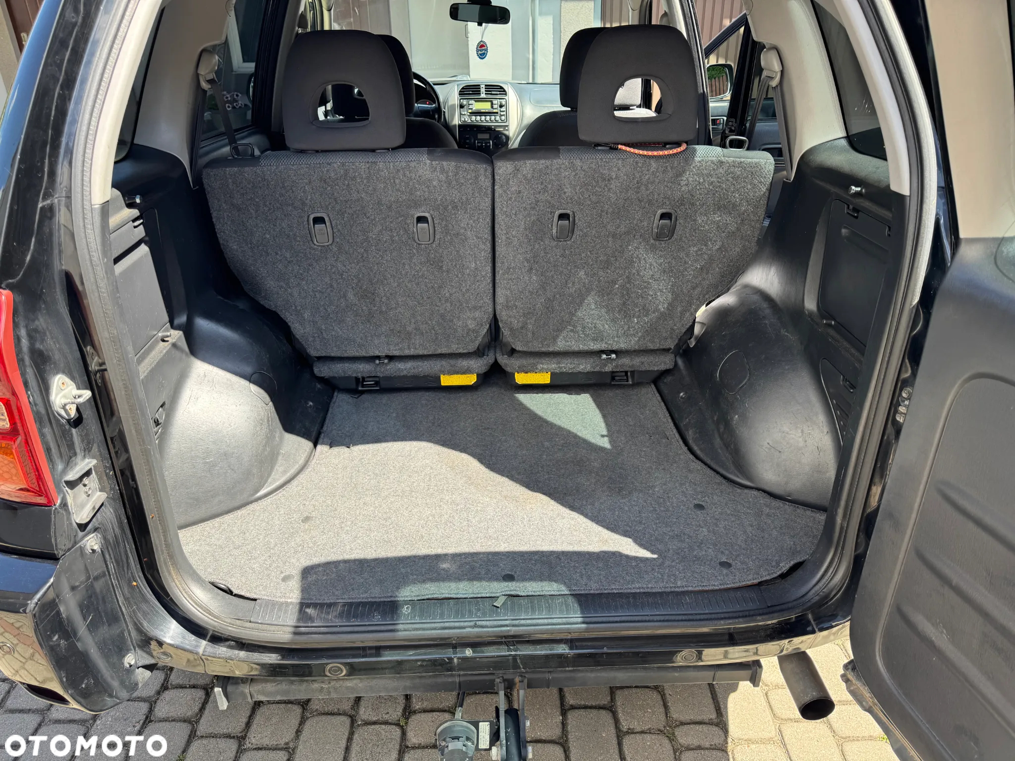 Toyota RAV4 D-4D 4x4 - 11
