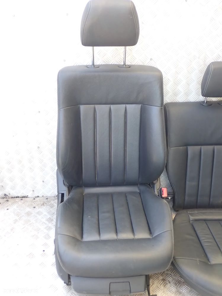 MERCEDES W212 FOTEL PRZEDNI PRAWY / LEWY ORAZ KANAPA TYLNIA SKÓRA KOMPLET - 9