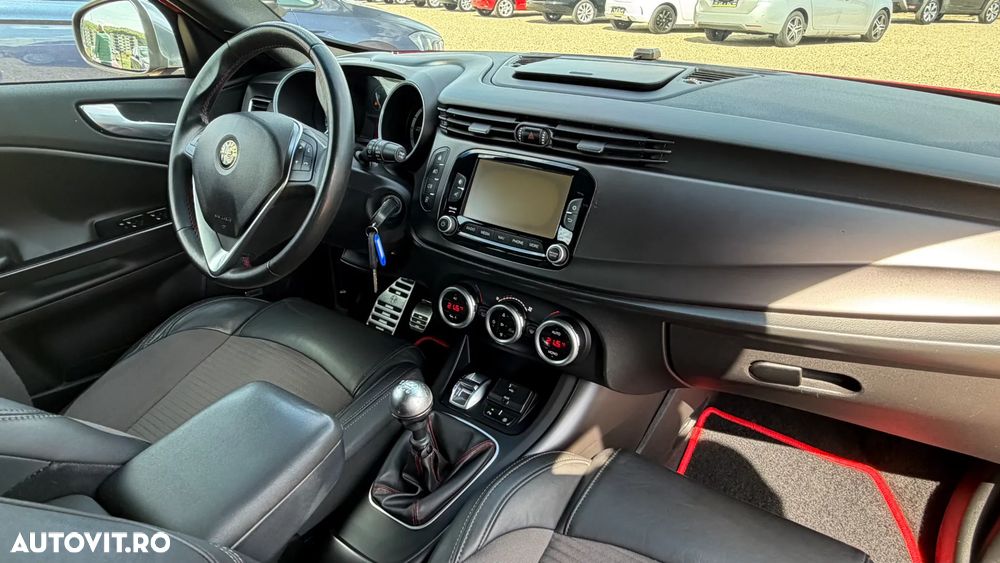 Alfa Romeo Giulietta 2.0 JTDM 16V Sport - 22