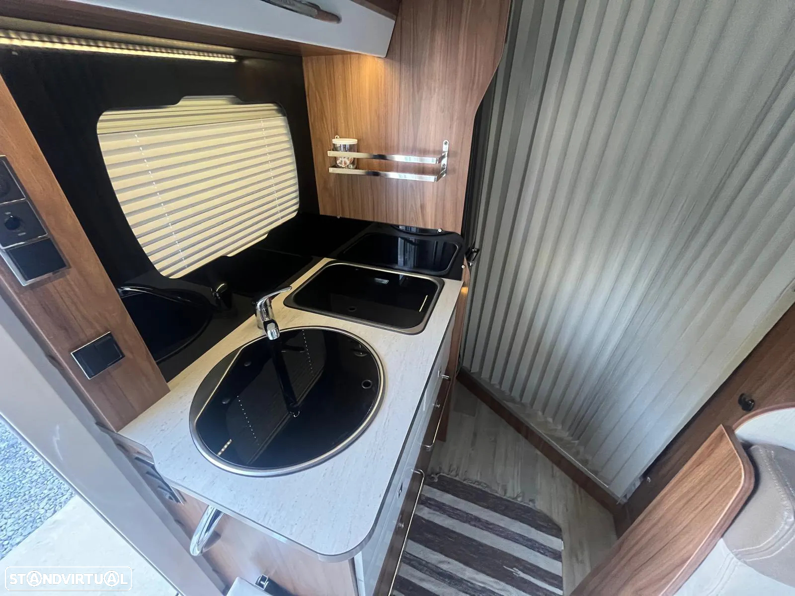 Pilote Essential Cama central - 15
