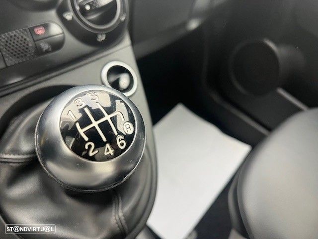 Fiat 500C 1.0 Hybrid Connect - 13