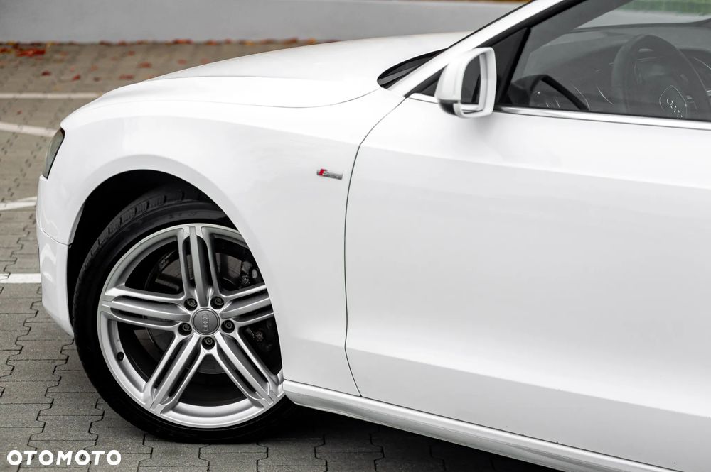 Audi A5 Cabrio - 12