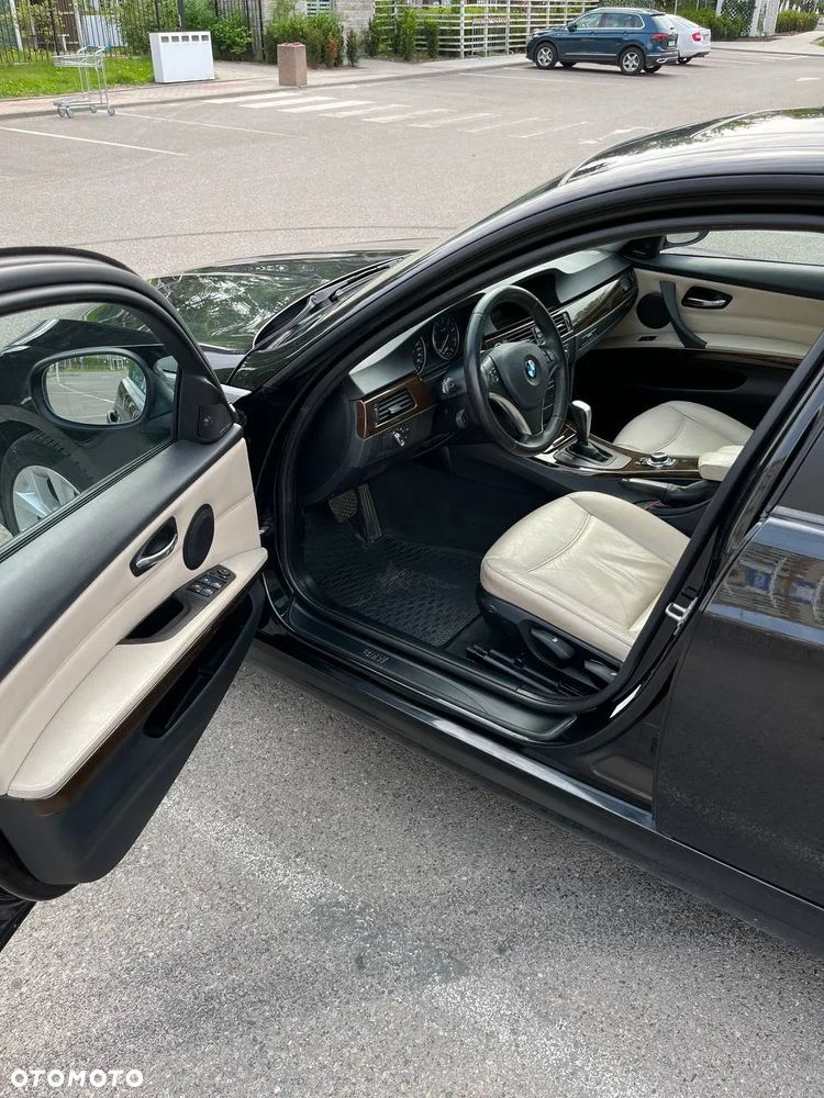 BMW Seria 3 - 12