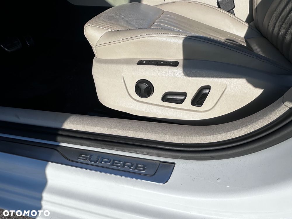 Skoda Superb - 12