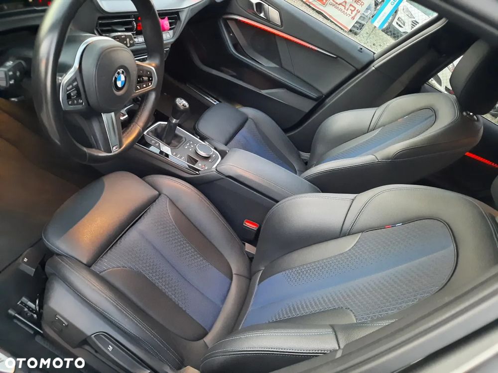 BMW Seria 1 118i M Sport - 19