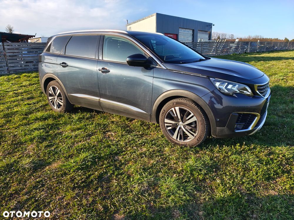 Peugeot 5008 - 5