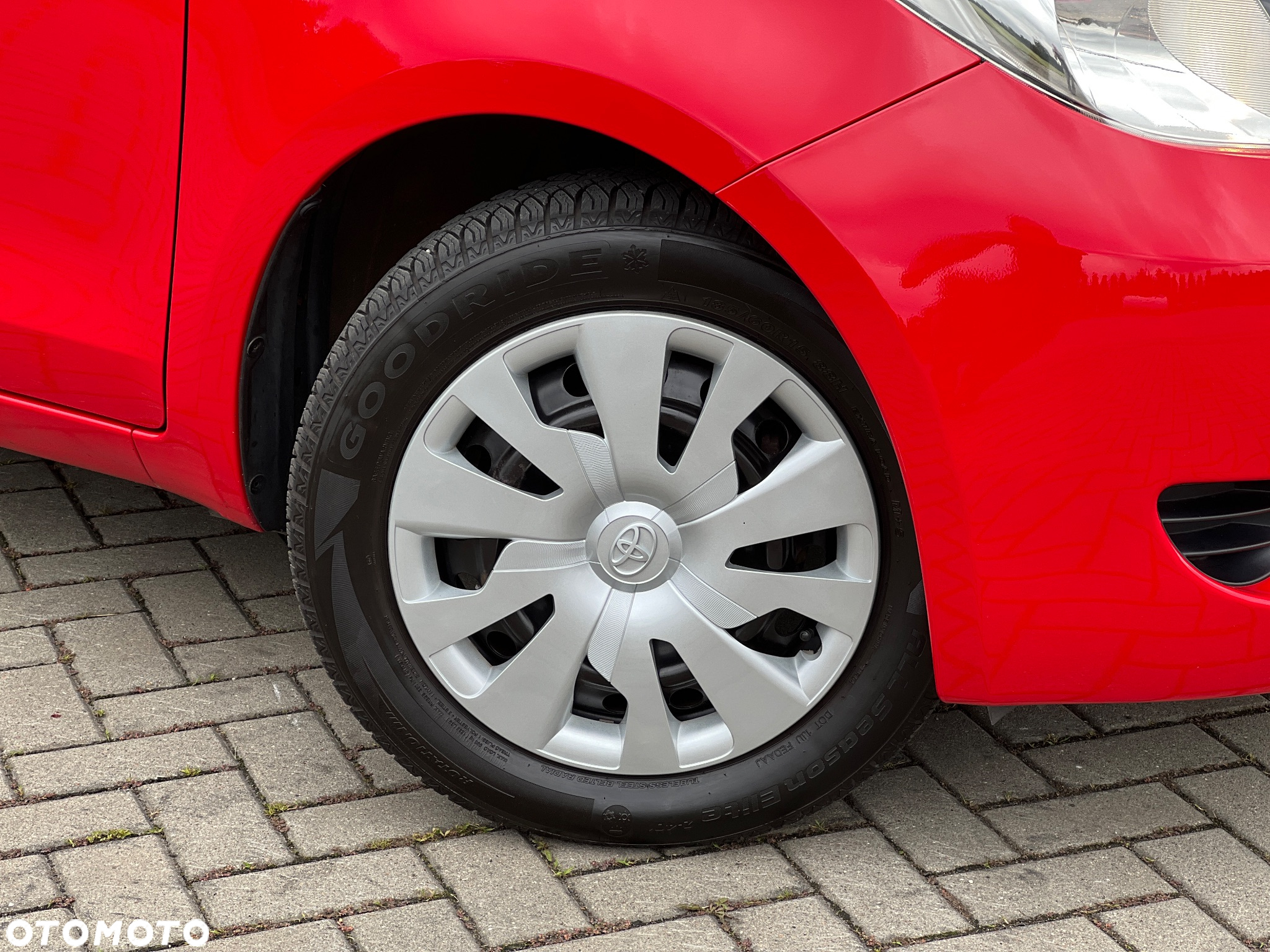 Toyota Yaris 1.0 Active - 36